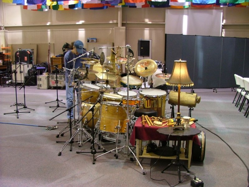 Miking kit in live room